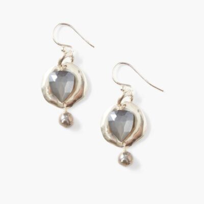 Jewelry Chan Luu  | Moonstone & Pearl Ostra Earrings