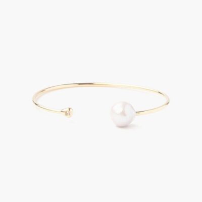 White Pearl and Gold Diamond Cuff