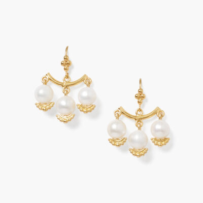 Anahi Chandelier Earrings White Pearl