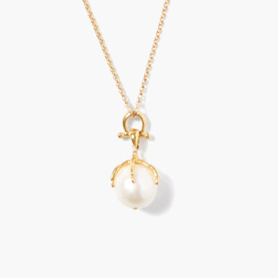 Lark Pendant Necklace White Pearl