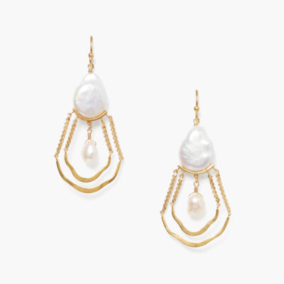 Nia Chandelier Earrings White Pearl